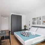 Vivi Rent - Old Olive Iii