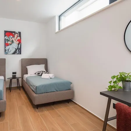 Vivi Rent - Old Olive Iii Vodnjan