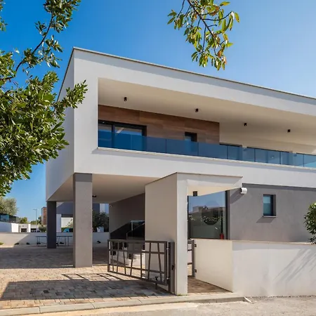 Villa Vivi Rent - Old Olive Iii *
