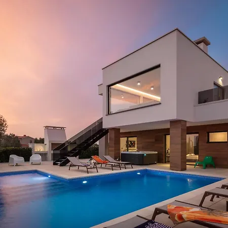 Vivi Rent - Old Olive Iii Villa Vodnjan